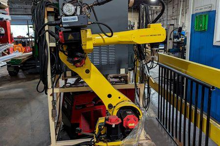 FANUC ARC MATE 120IB #8372